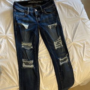 American eagle low rise distressed jeans